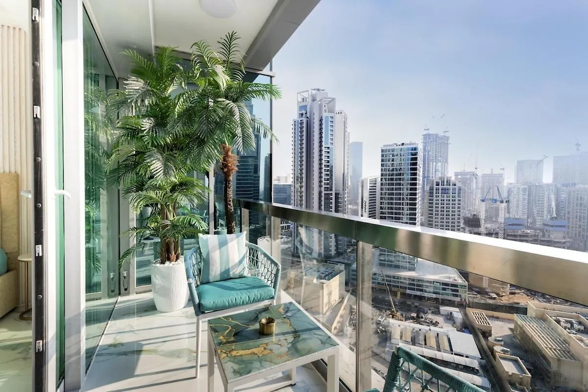 Apartment First Class Studio Chic Modern Urban Escape Dubai United Arab Emirates