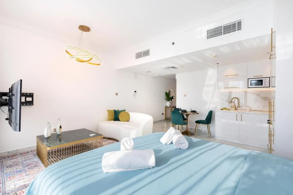 First Class Studio Chic Modern Urban Escape Dubai 0*,  United Arab Emirates