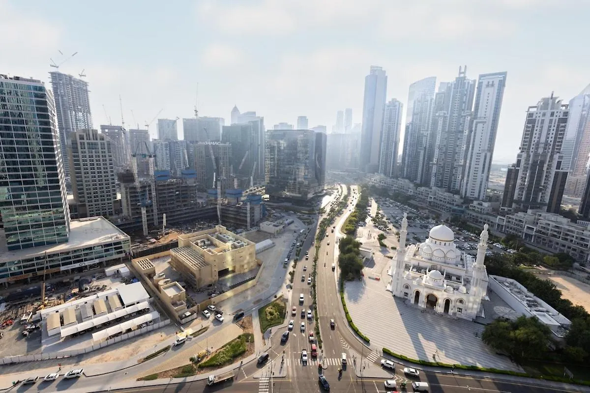 Apartment First Class Studio Chic Modern Urban Escape Dubai